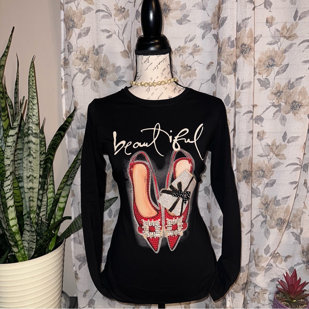 Beautiful Black Graphic Women's Top